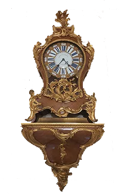 Pendule de style Louis XV sur console
